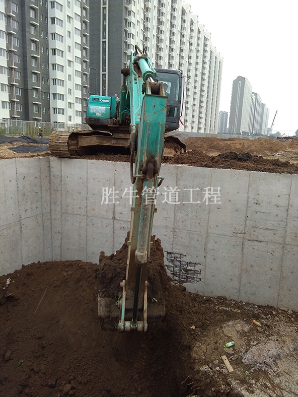 岩石顶管施工中如何减少施工噪音？